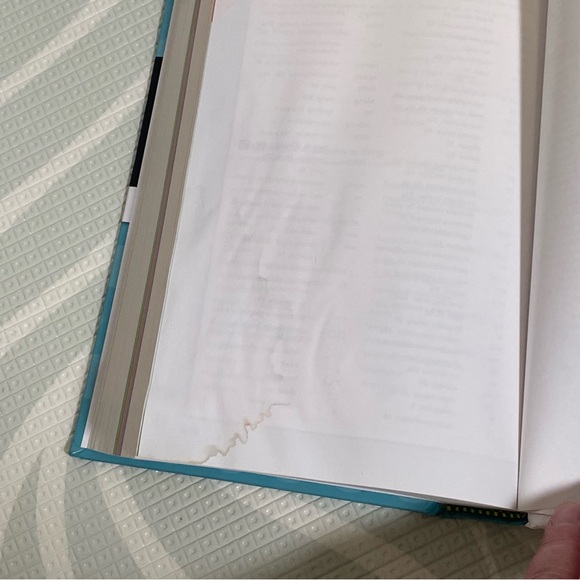 The St. Martin's Handbook eight edition By Andrea A. Lundsford - Picture 7 of 7